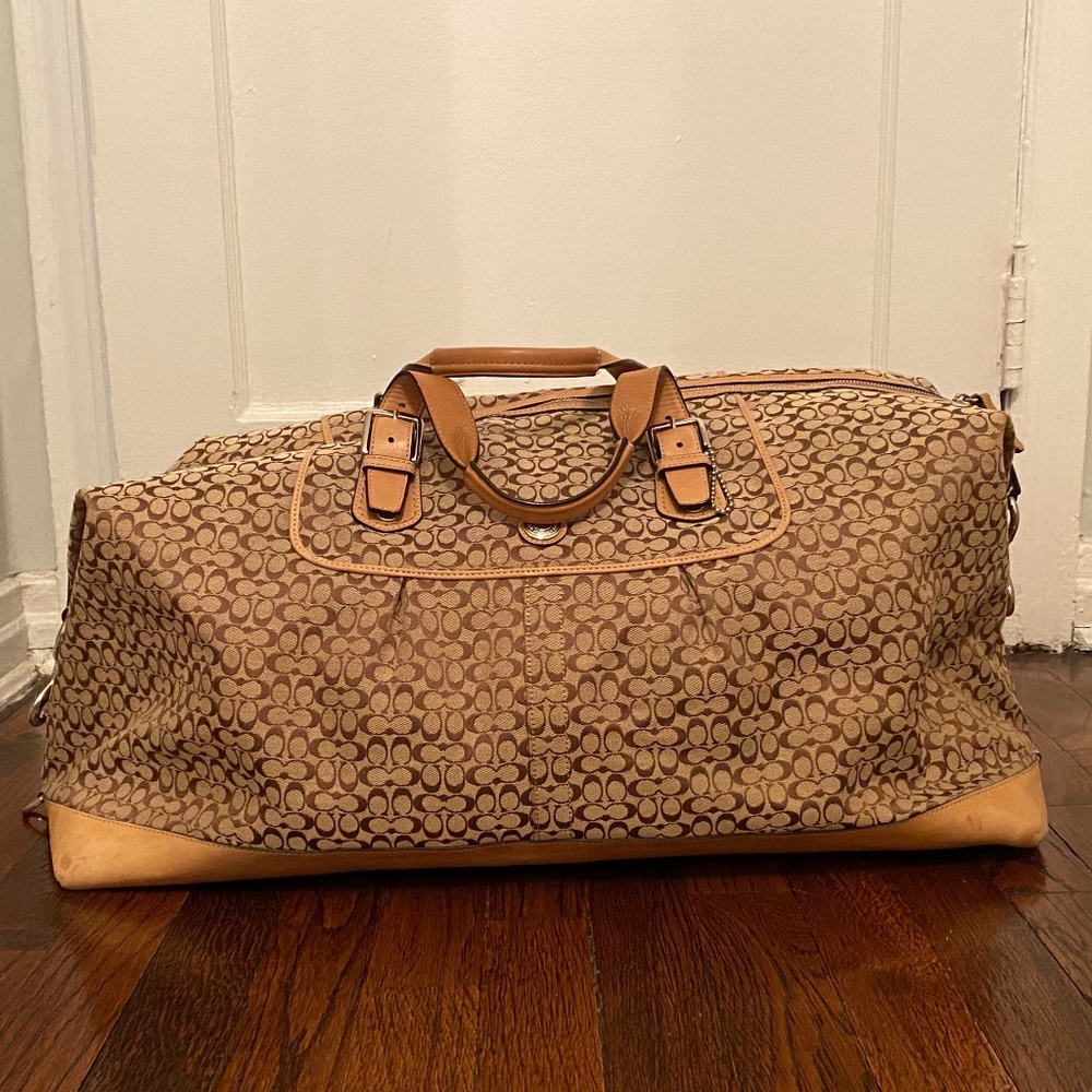 Large Vintage Coach Duffle Traveler Bag